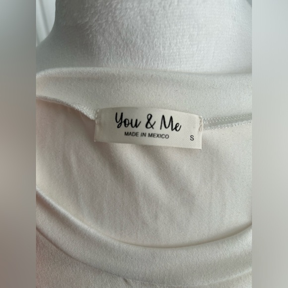 You & Me | White, Blue, and Navy Tiered Short Sleeve Peplum Top | Size Small - Picture 7 of 10